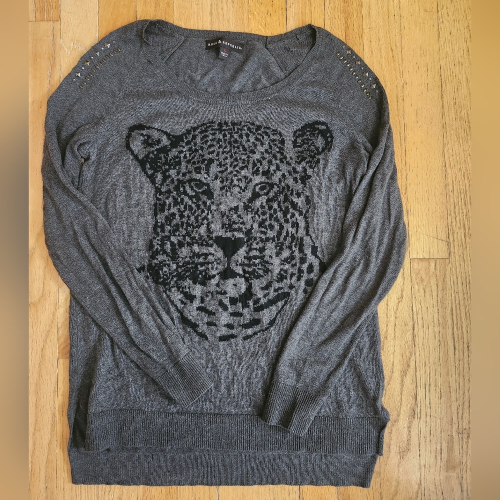Gray Sweater with Leopard Design and Studs on the Shoulders